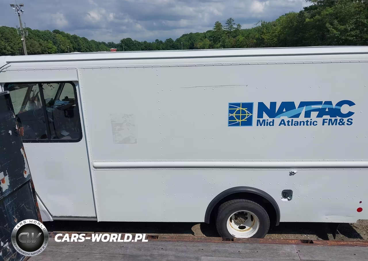 2014 Ford E-350 Stripped VIN:1FC3E3KL7EDB00393 - 15