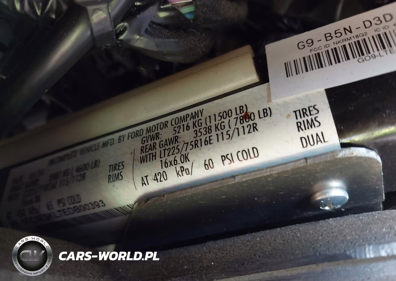 2014 Ford E-350 Stripped VIN:1FC3E3KL7EDB00393 - 9