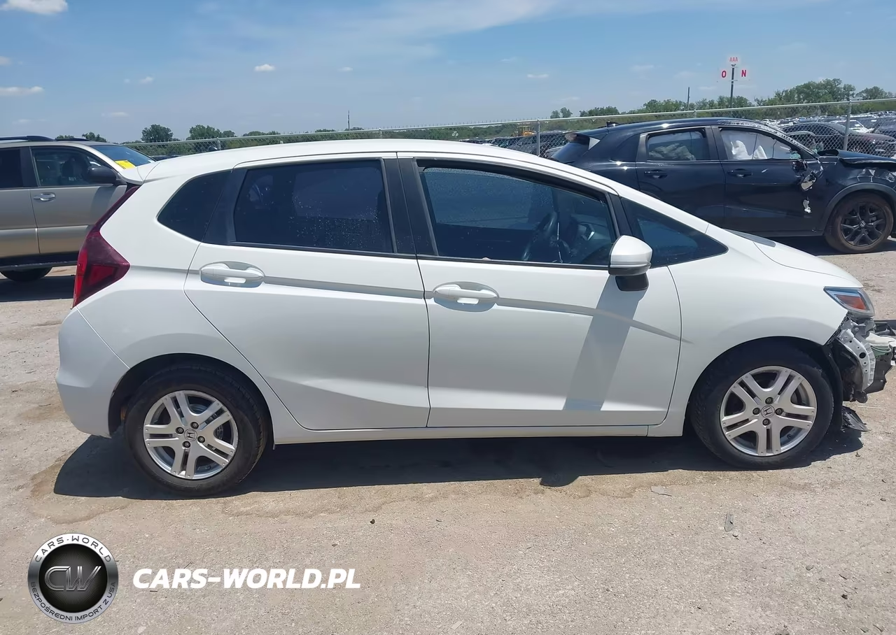 2019 Honda Fit Lx VIN:3HGGK5H46KM720725 - 13