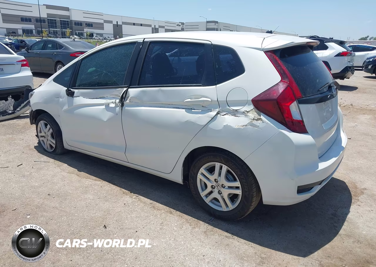 2019 Honda Fit Lx VIN:3HGGK5H46KM720725 - 3