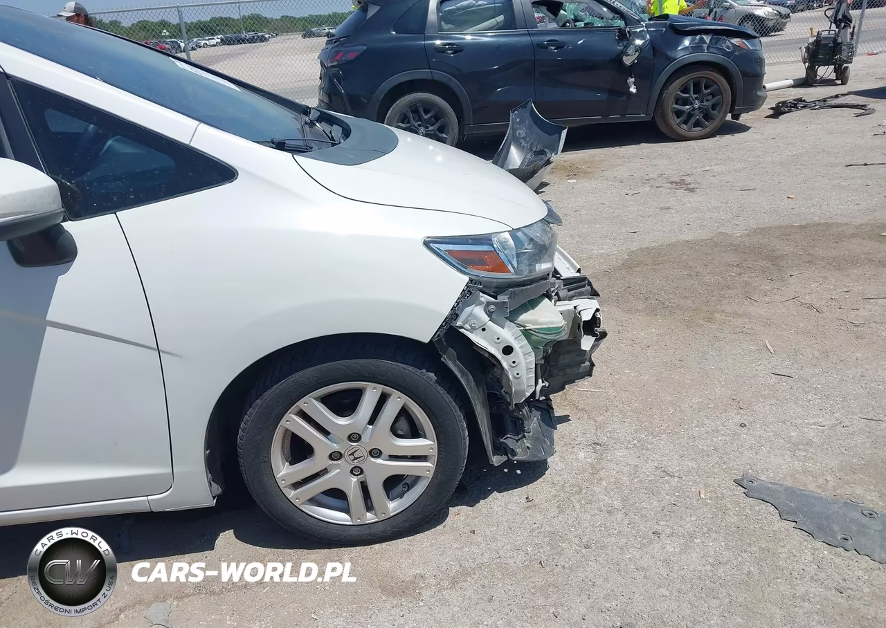 2019 Honda Fit Lx VIN:3HGGK5H46KM720725 - 6