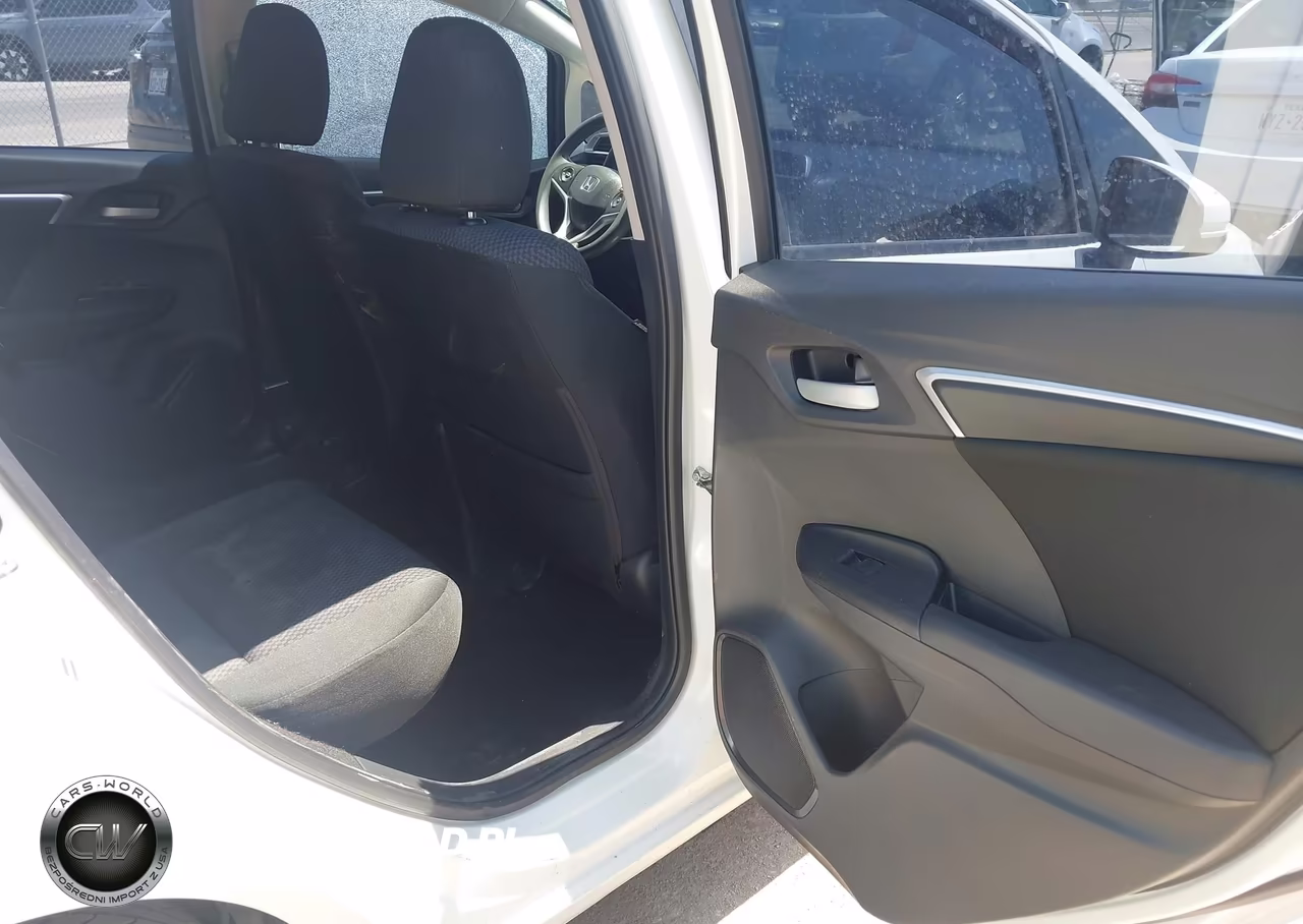 2019 Honda Fit Lx VIN:3HGGK5H46KM720725 - 8