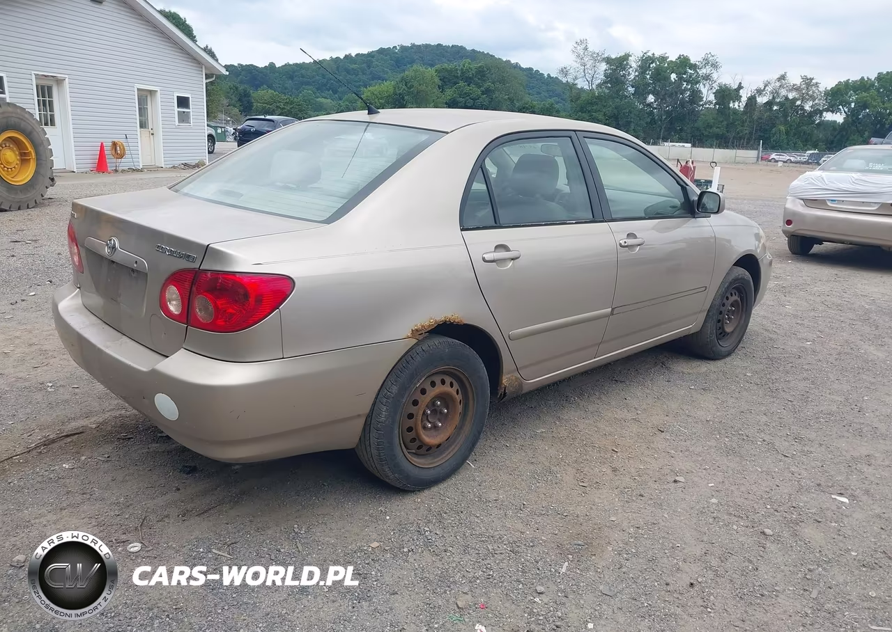 2005 Toyota Corolla Le VIN:1NXBR32E95Z404807 - 4