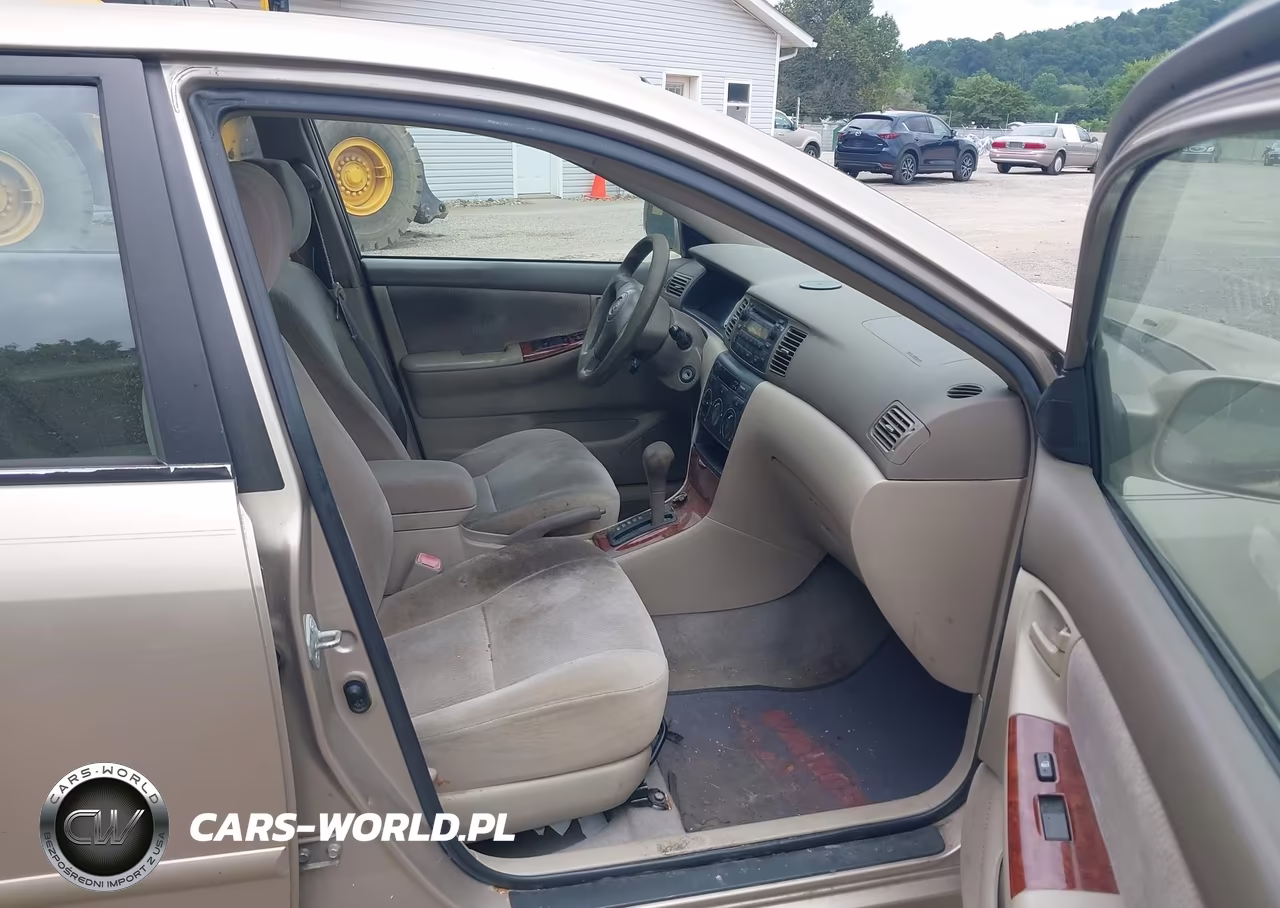 2005 Toyota Corolla Le VIN:1NXBR32E95Z404807 - 5