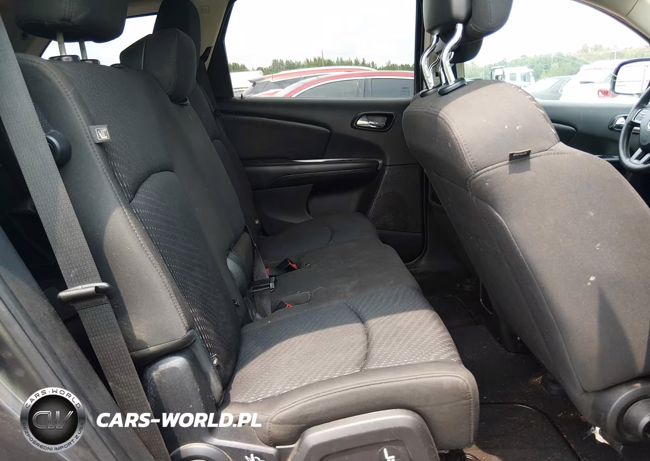 2018 Dodge Journey Se VIN:3C4PDCAB9JT525664 - 8