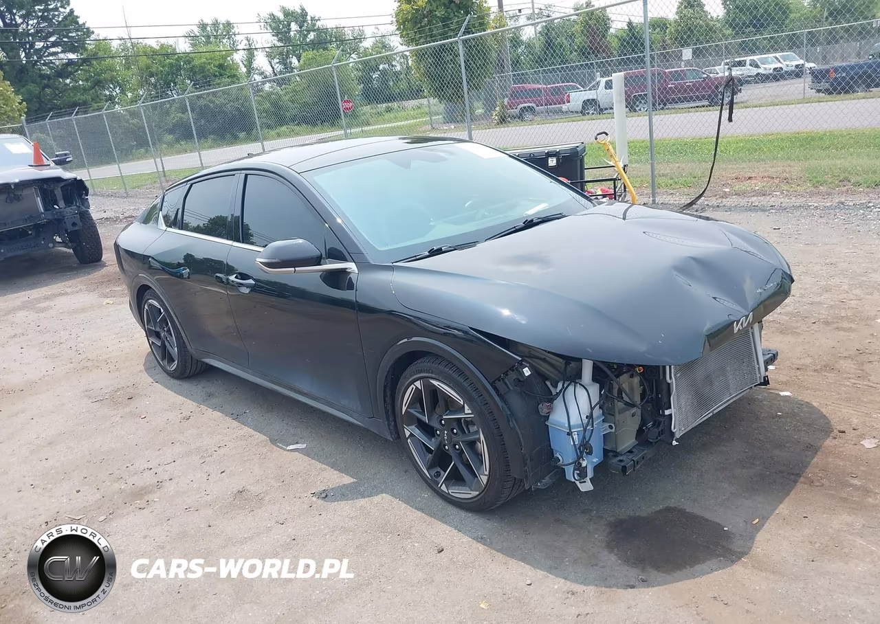 2025 Kia K4 Gt-Line – zdjęcie 1 z 16