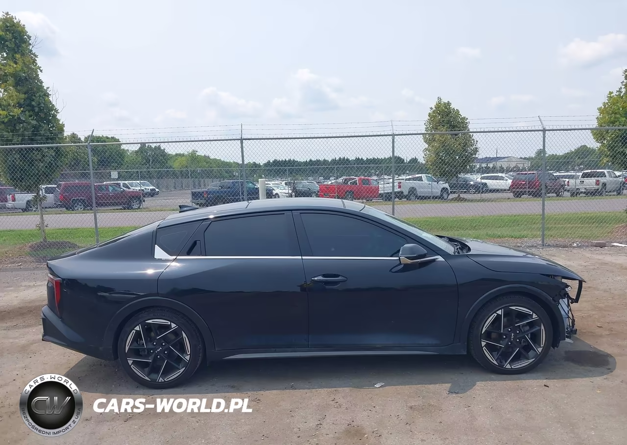 2025 Kia K4 Gt-Line VIN:3KPFW4DE1SE138498 - 13