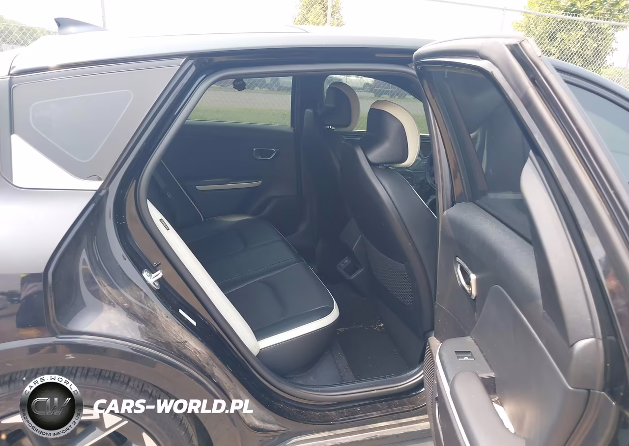 2025 Kia K4 Gt-Line VIN:3KPFW4DE1SE138498 - 8