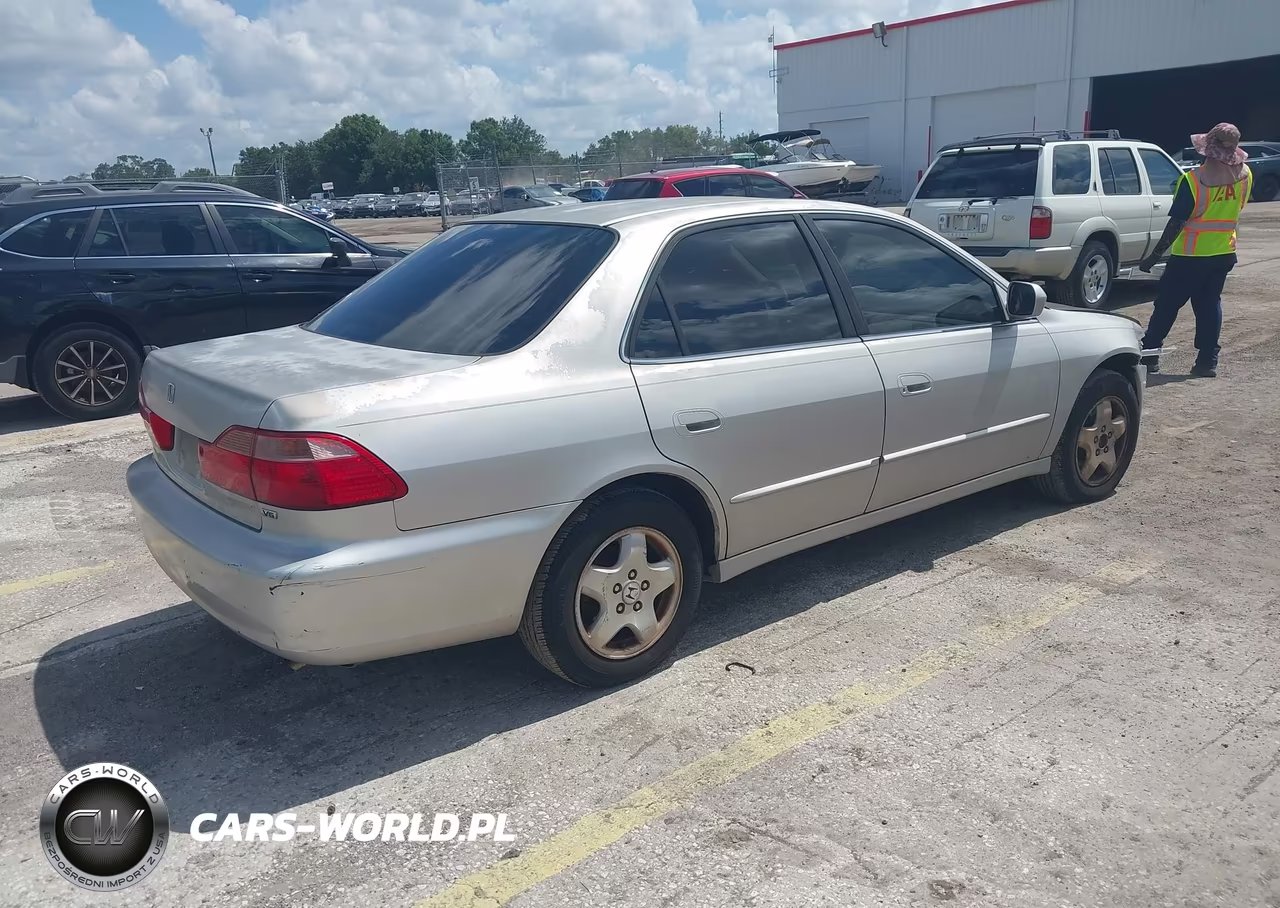 1999 Honda Accord Ex V6 VIN:1HGCG1652XA060594 - 4