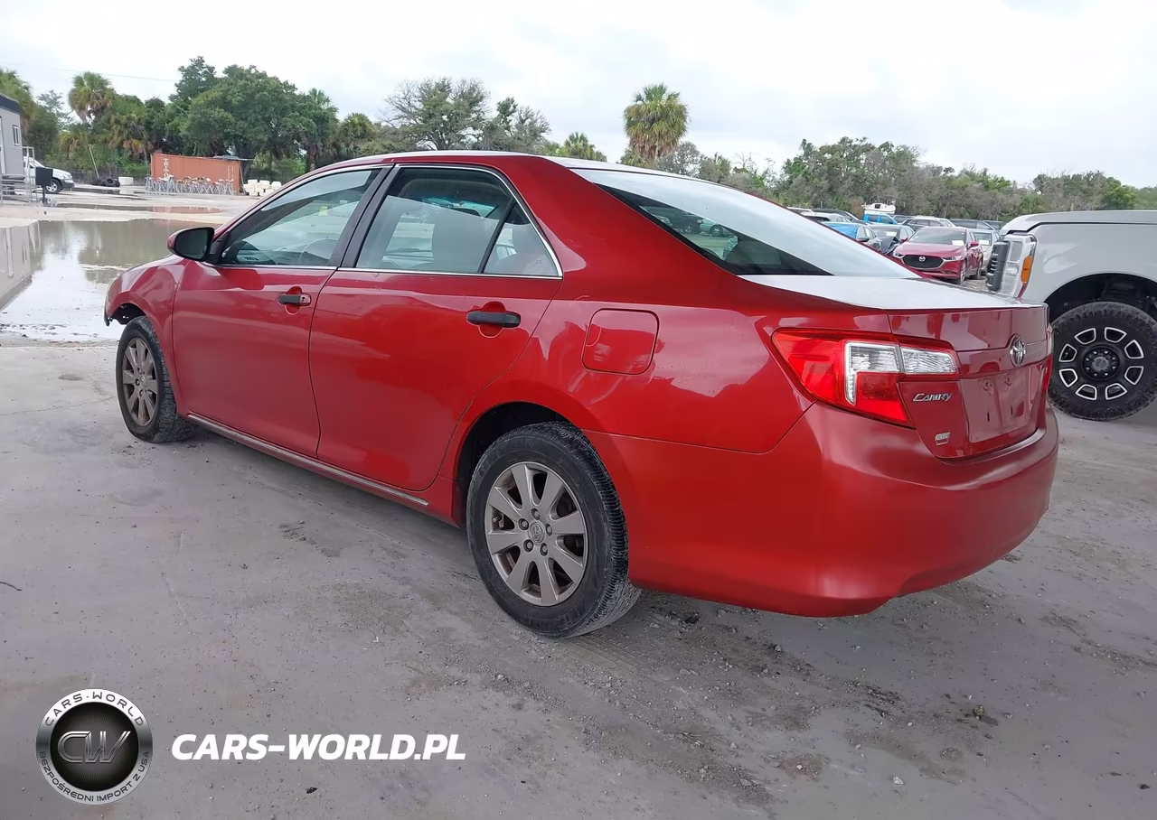 2012 Toyota Camry Le VIN:4T1BF1FK5CU520287 - 3