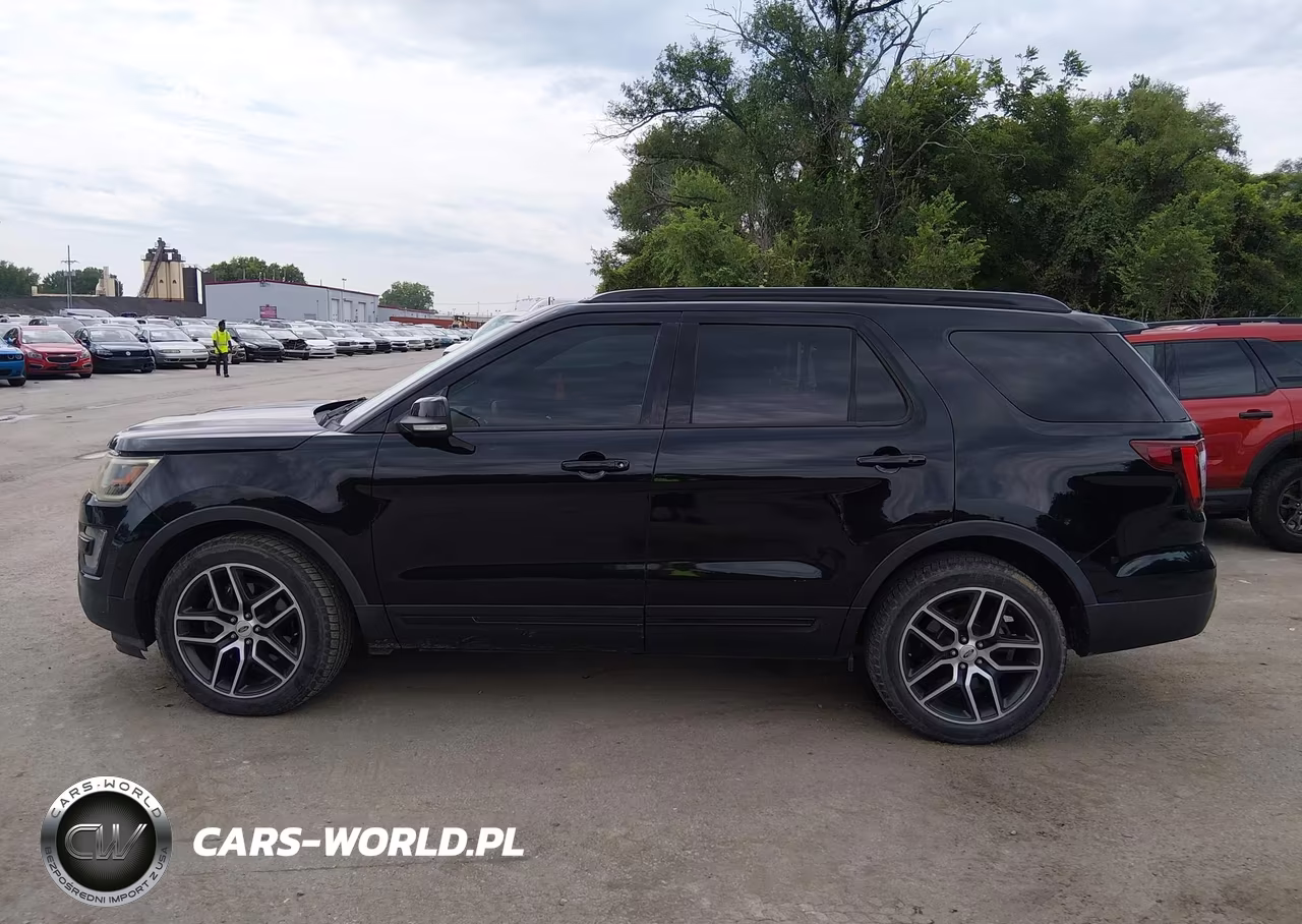 2016 Ford Explorer Sport VIN:1FM5K8GT4GGA34163 - 14