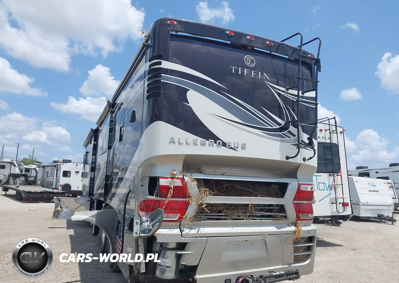 2017 Tiffin Motorhomes Inc Allegro Bus VIN:5VBBAK7A3HA117066 - 3