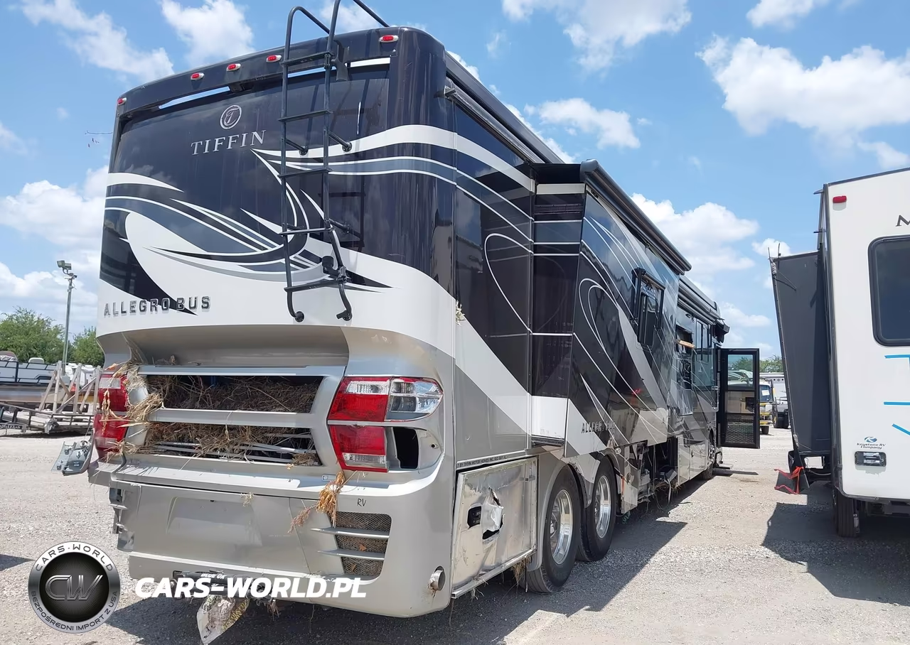 2017 Tiffin Motorhomes Inc Allegro Bus VIN:5VBBAK7A3HA117066 - 6