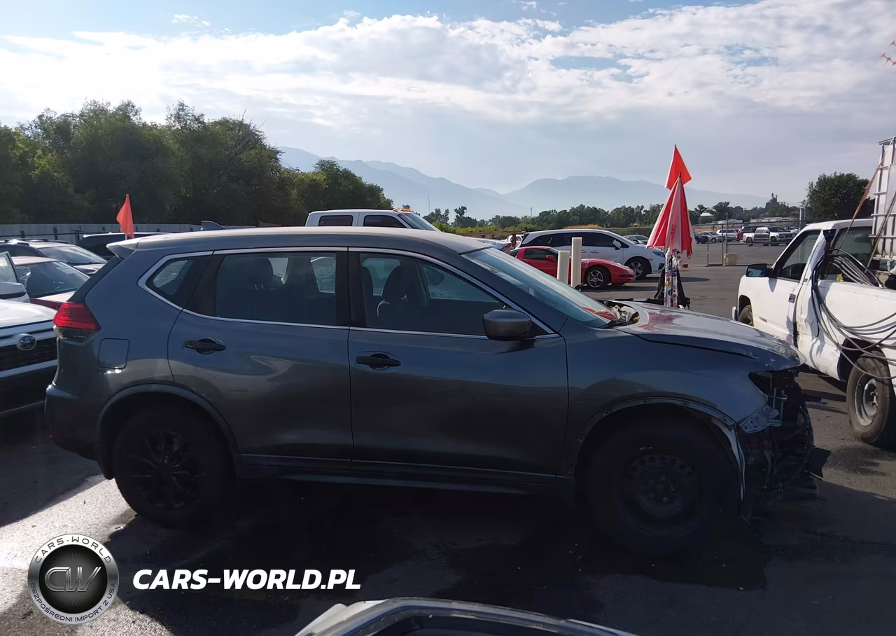 2017 Nissan Rogue S VIN:KNMAT2MV9HP572149 - 14