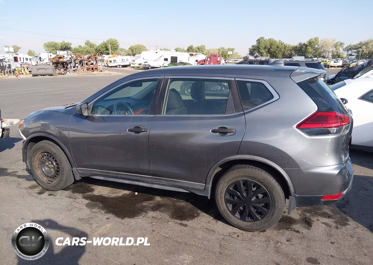 2017 Nissan Rogue S VIN:KNMAT2MV9HP572149 - 15