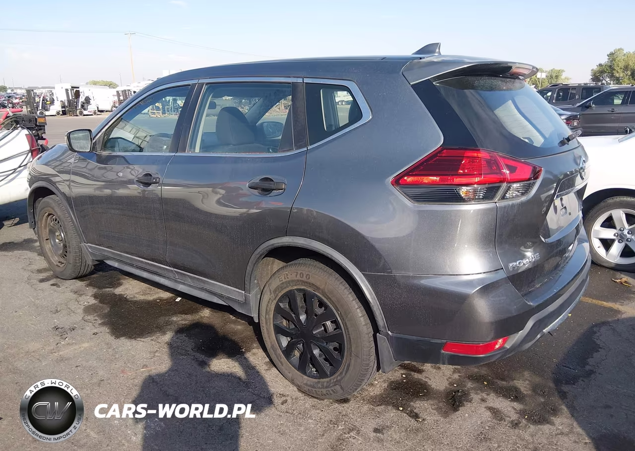 2017 Nissan Rogue S VIN:KNMAT2MV9HP572149 - 3