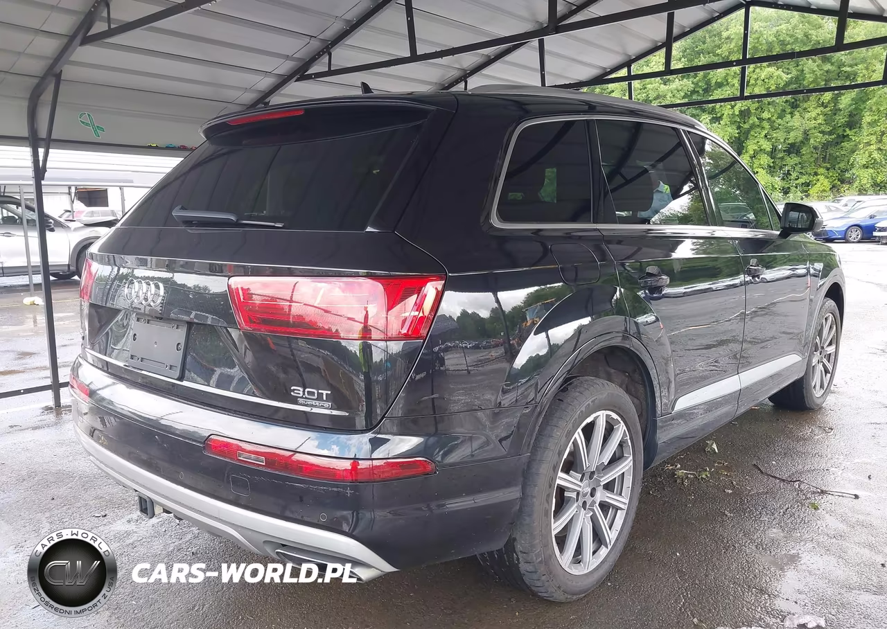 2018 Audi Q7 3.0T Premium VIN:WA1LAAF76JD018222 - 4