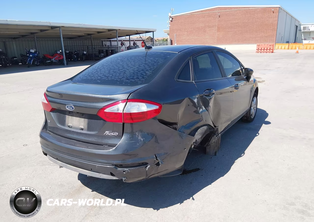 2019 Ford Fiesta Se VIN:3FADP4BJ0KM157981 - 4