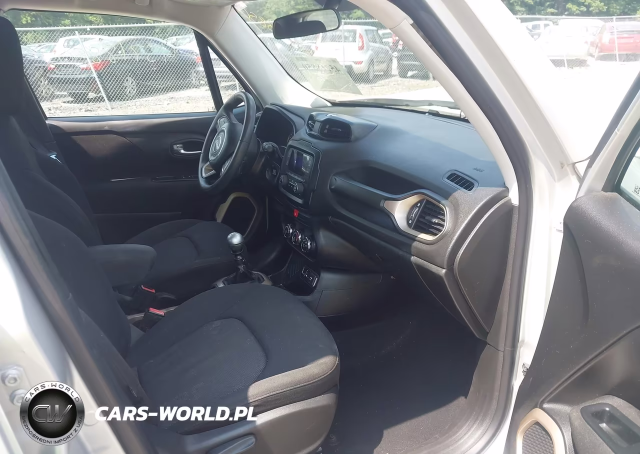 2017 Jeep Renegade Sport VIN:ZACCJAAH7HPF49687 - 5