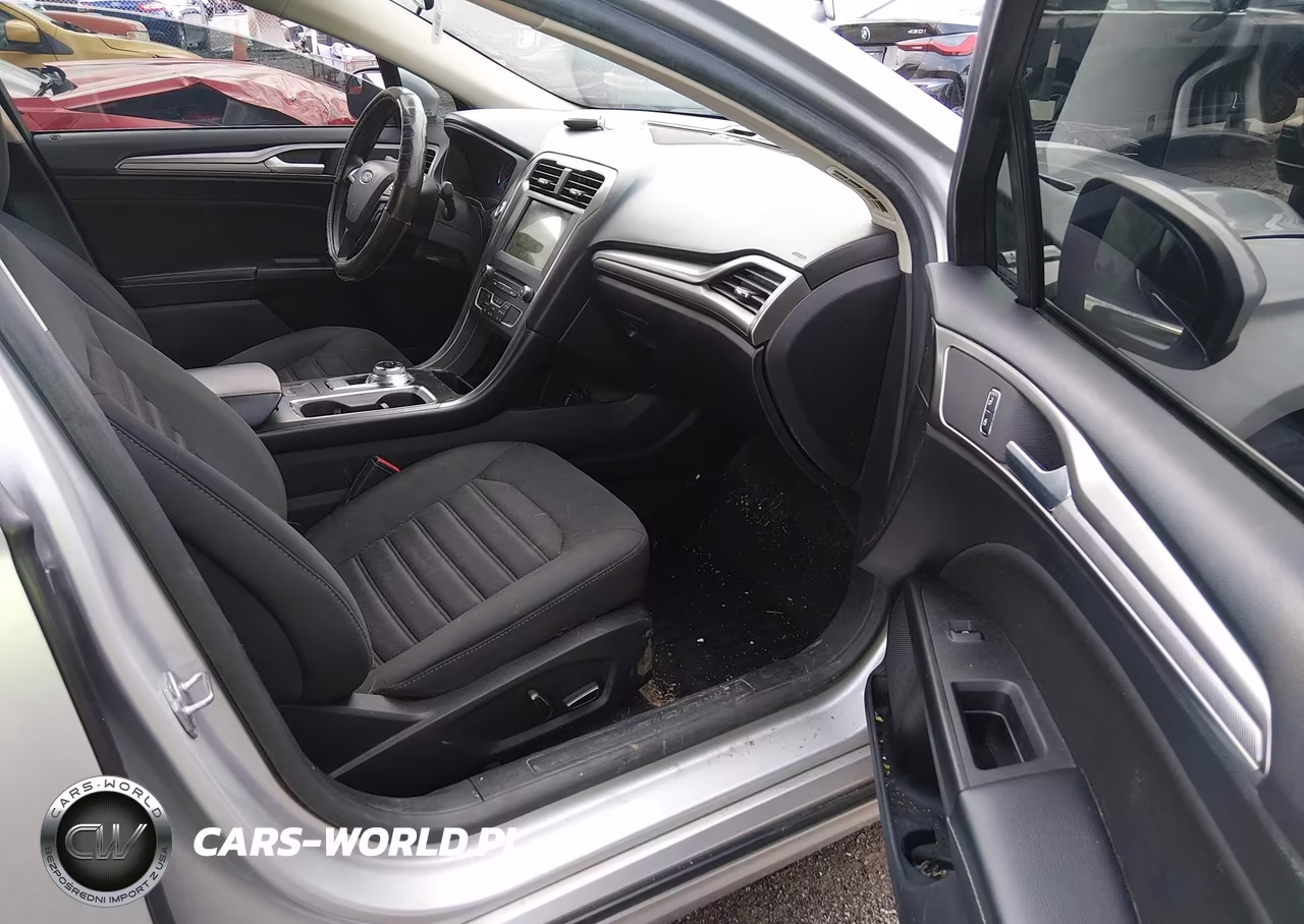 2018 Ford Fusion Se VIN:3FA6P0H74JR108393 - 5