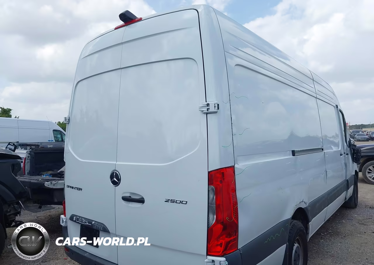 2024 Mercedes-Benz Sprinter 2500 High Roof 4-Cyl Diesel VIN:W1Y4KCHYXRT178917 - 4