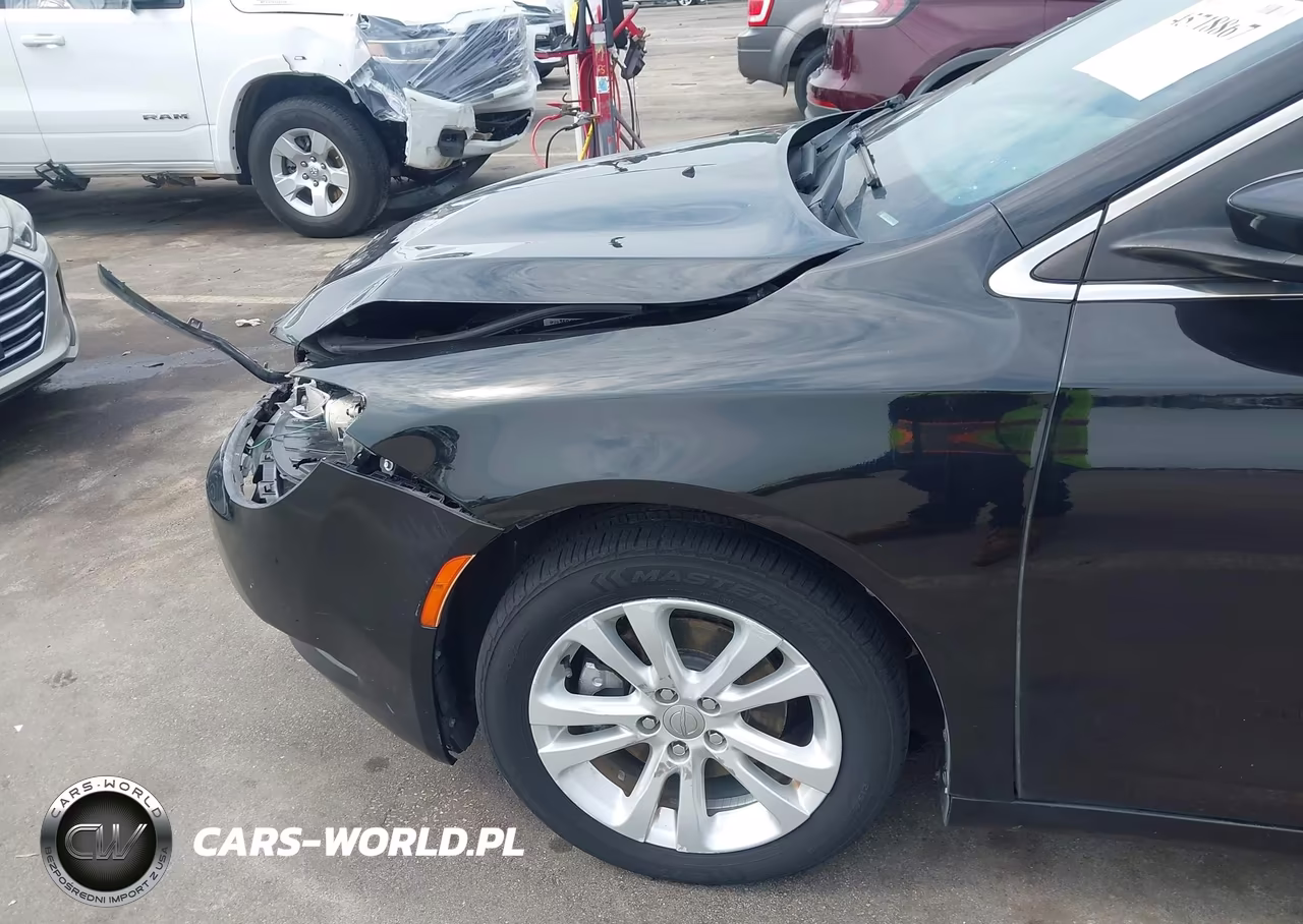 2017 Chrysler 200 Limited Platinum VIN:1C3CCCAB2HN503098 - 21