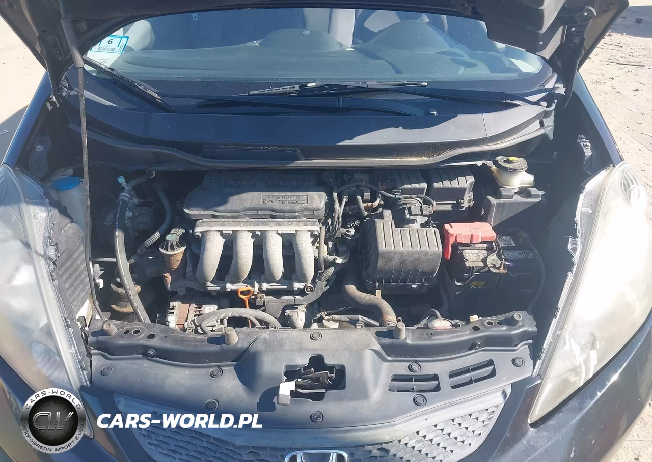 2010 Honda Fit VIN:JHMGE8H22AC009074 - 10