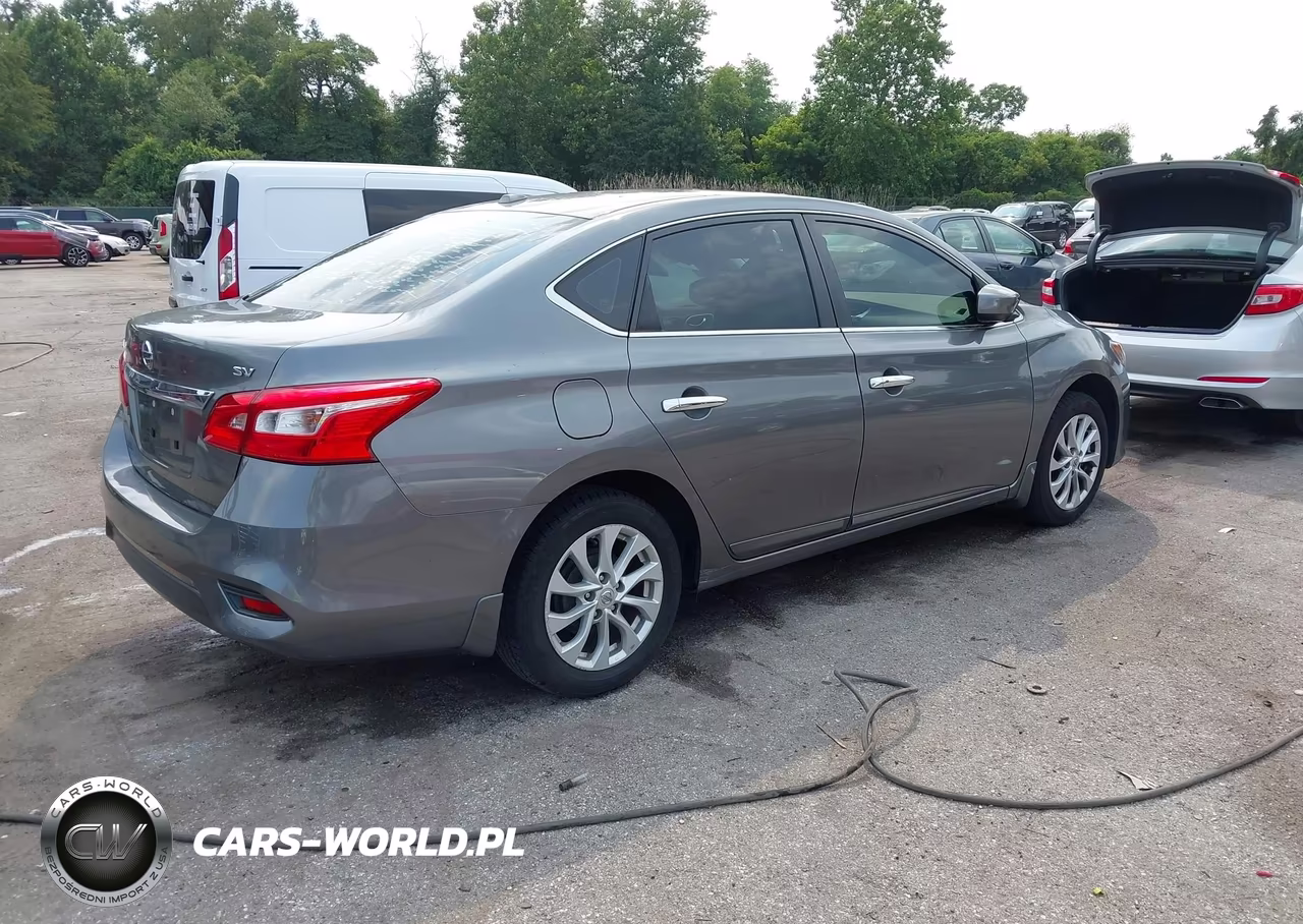 2018 Nissan Sentra Sv VIN:3N1AB7AP9JY213686 - 4
