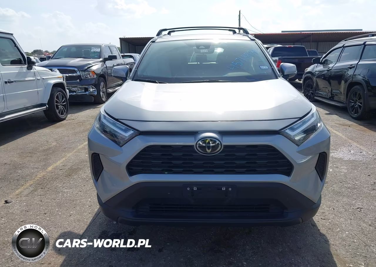 2024 Toyota Rav4 Xle VIN:2T3W1RFV1RW318863 - 12