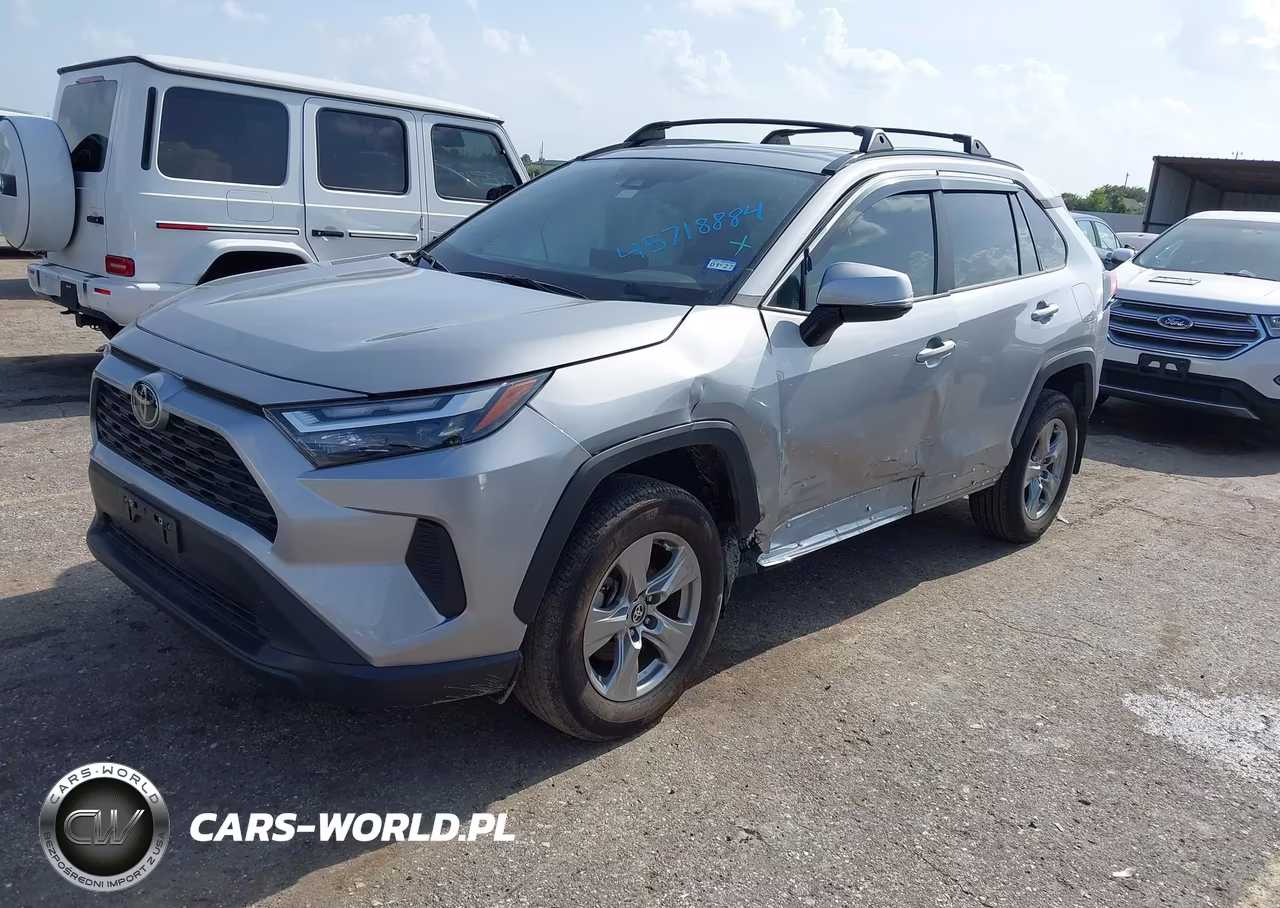 2024 Toyota Rav4 Xle VIN:2T3W1RFV1RW318863 - 2