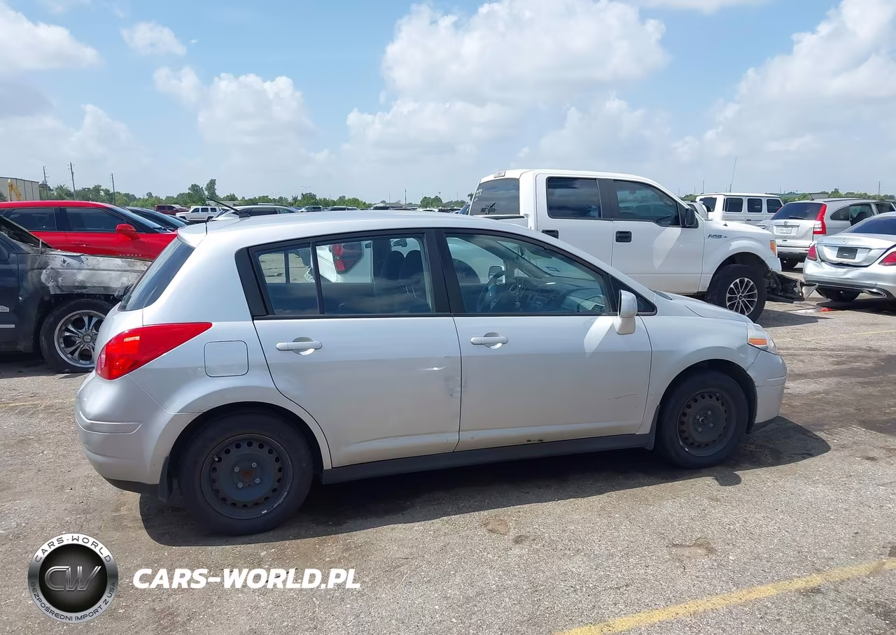 2011 Nissan Versa 1.8S VIN:3N1BC1CP0BL511943 - 13