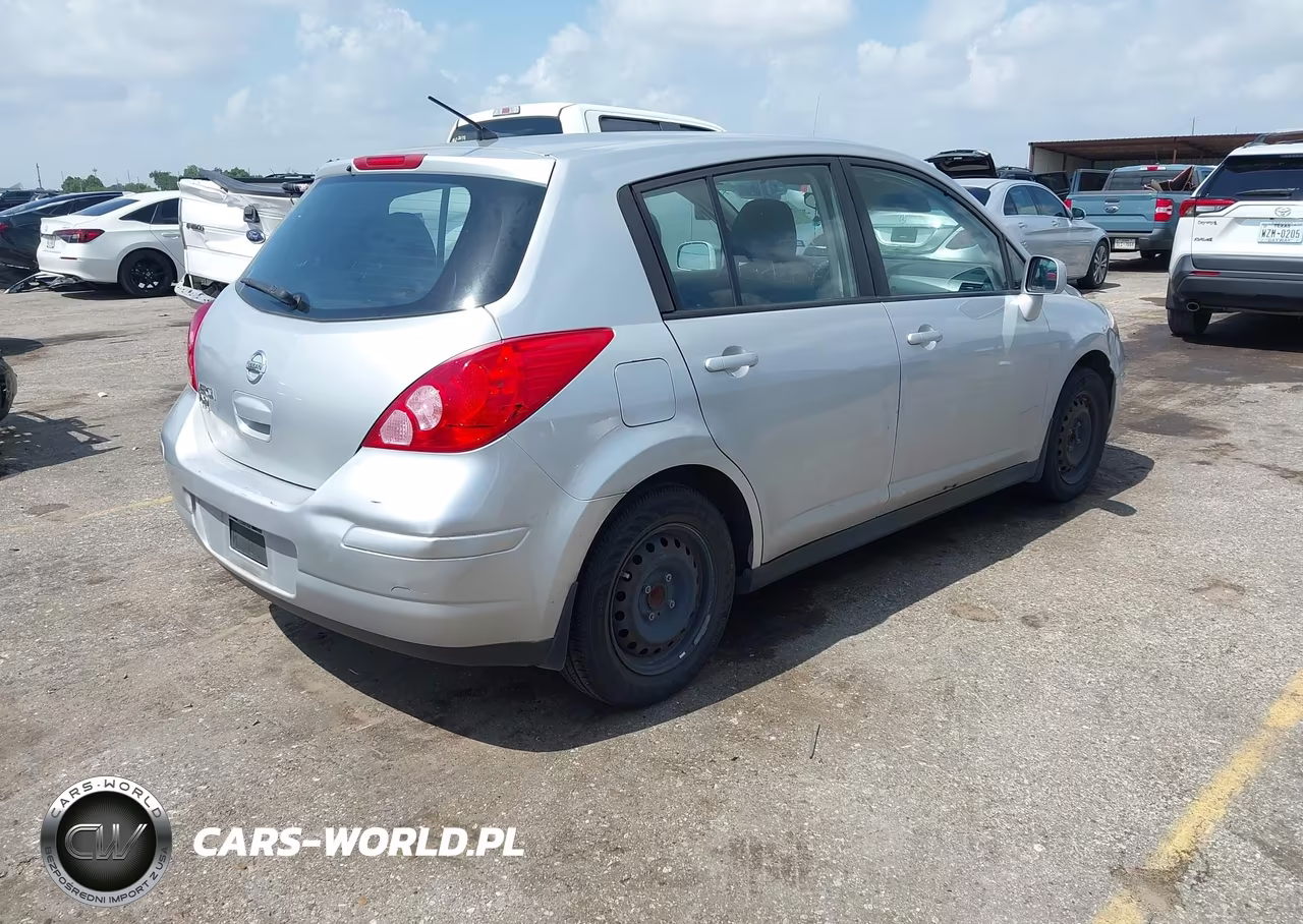 2011 Nissan Versa 1.8S VIN:3N1BC1CP0BL511943 - 4