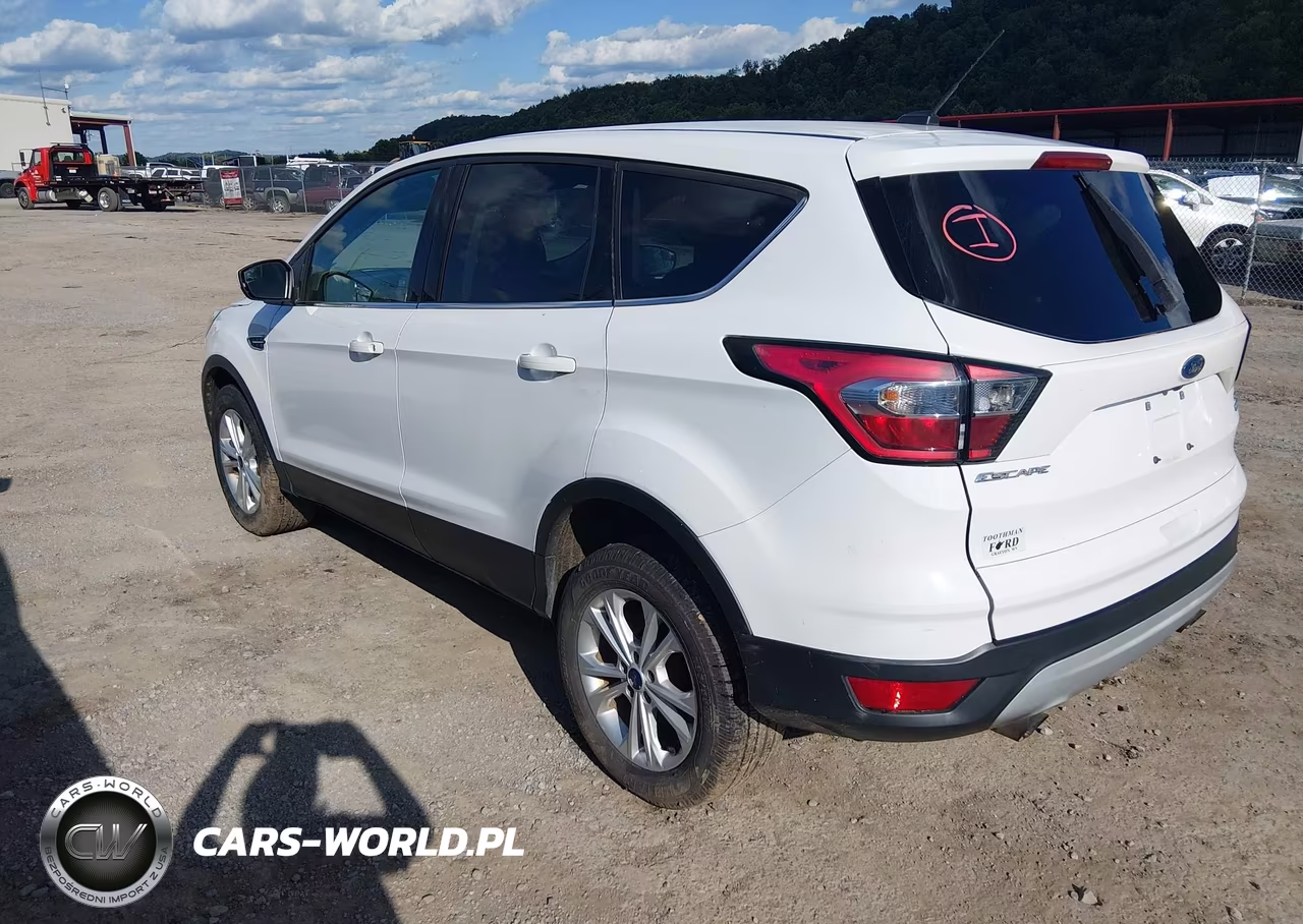 2017 Ford Escape Se VIN:1FMCU9GDXHUD43316 - 3