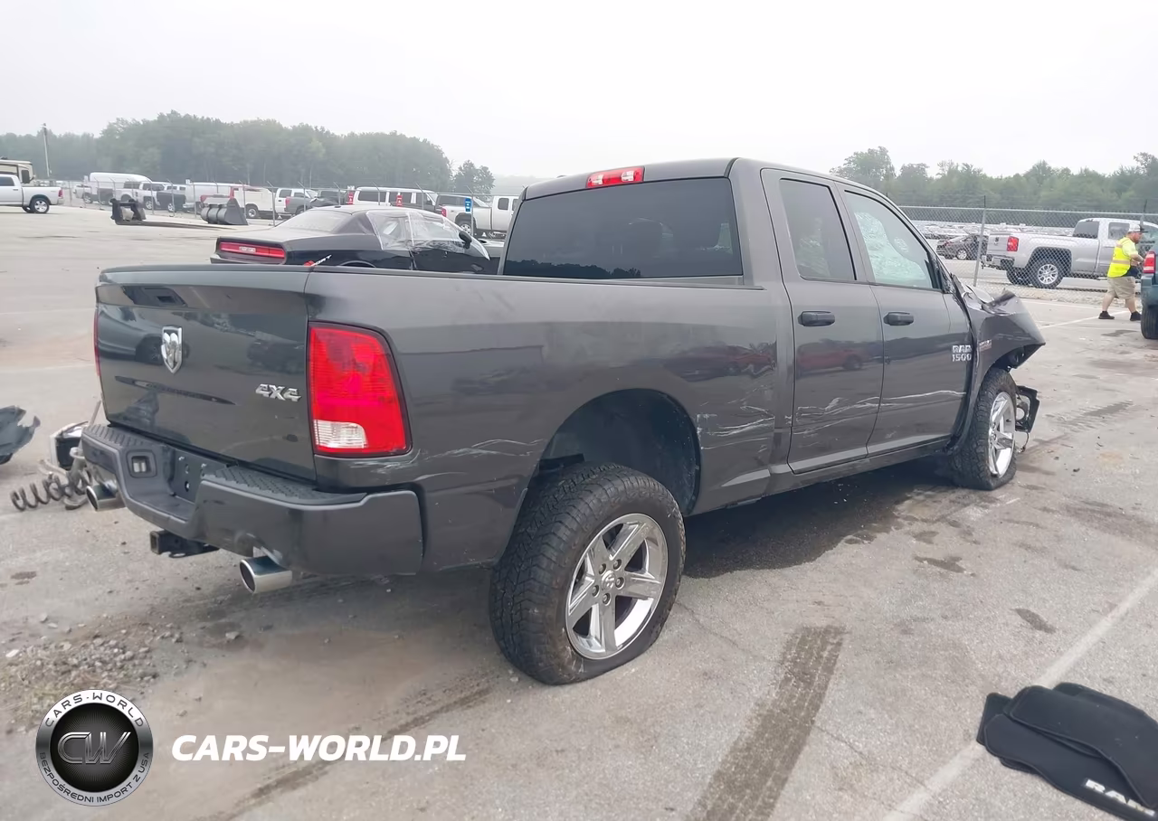 2017 Ram 1500 Express 4X4 6'4 Box VIN:1C6RR7FT2HS839162 - 4