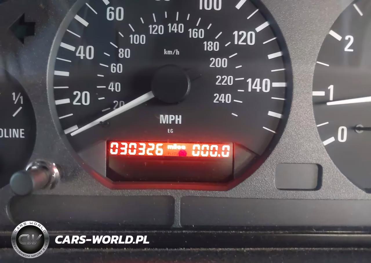 1997 BMW Z3 1.9L Roadster VIN:4USCH7327VLB82276 - 7