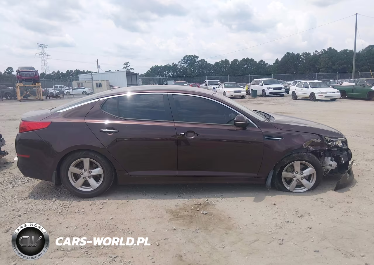 2015 Kia Optima Lx VIN:5XXGM4A70FG396203 - 13