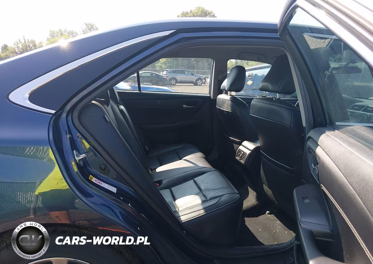 2015 Toyota Camry Xle VIN:4T4BF1FK0FR497883 - 8