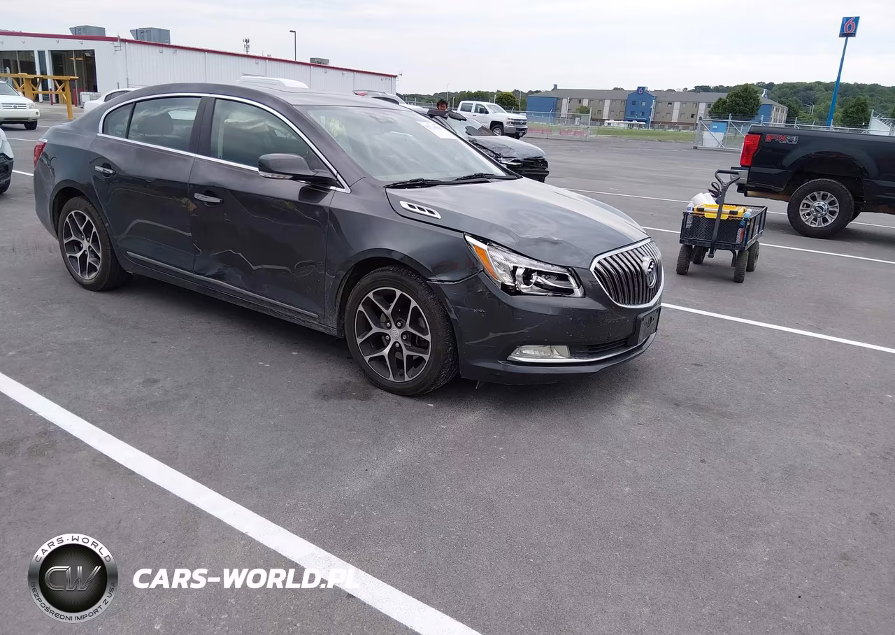 2016 Buick Lacrosse Sport Touring – zdjęcie 1 z 16
