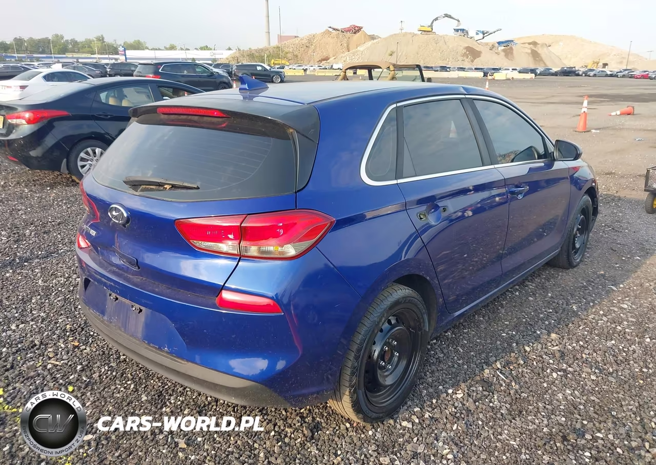2019 Hyundai Elantra Gt VIN:KMHH35LE8KU088172 - 4