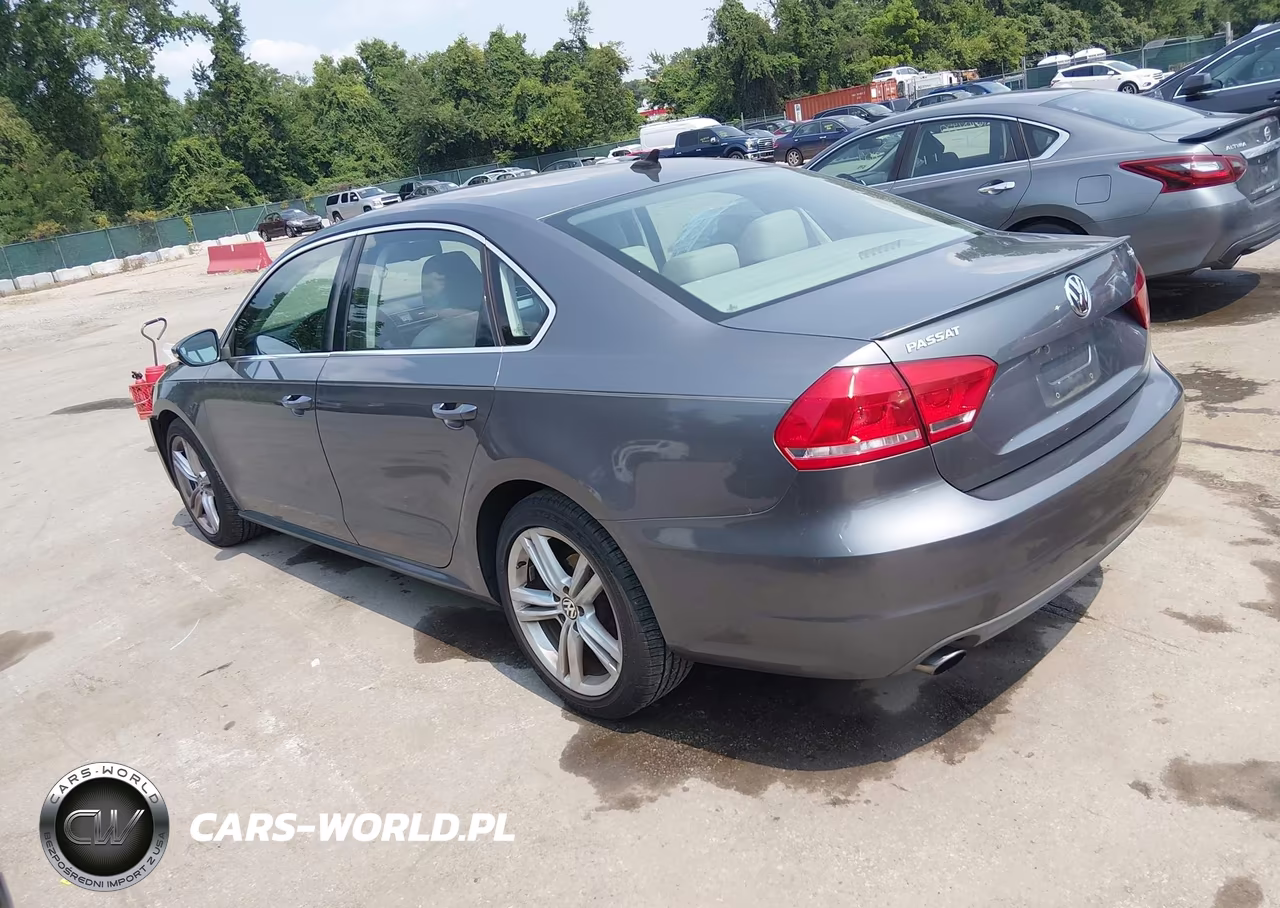 2012 Volkswagen Passat 3.6L V6 Se VIN:1VWBM7A32CC060229 - 3
