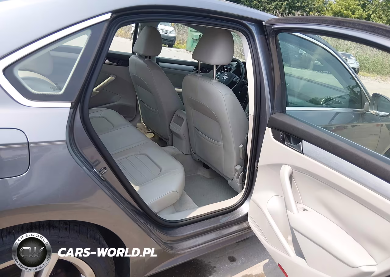 2012 Volkswagen Passat 3.6L V6 Se VIN:1VWBM7A32CC060229 - 8