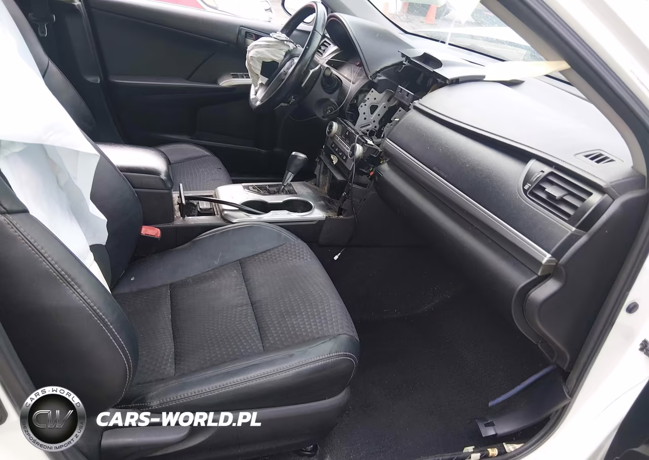 2014 Toyota Camry Se VIN:4T1BF1FK3EU844681 - 5