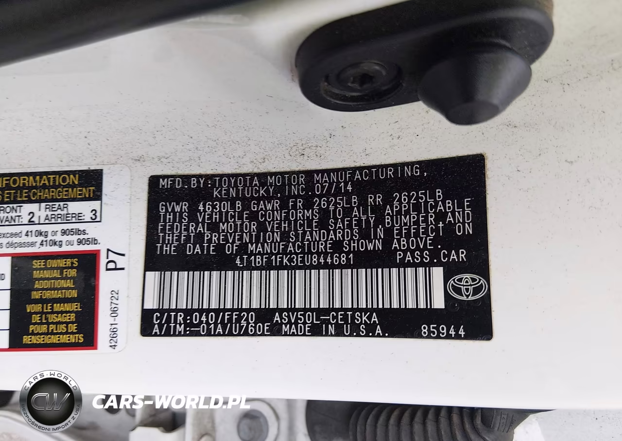 2014 Toyota Camry Se VIN:4T1BF1FK3EU844681 - 9