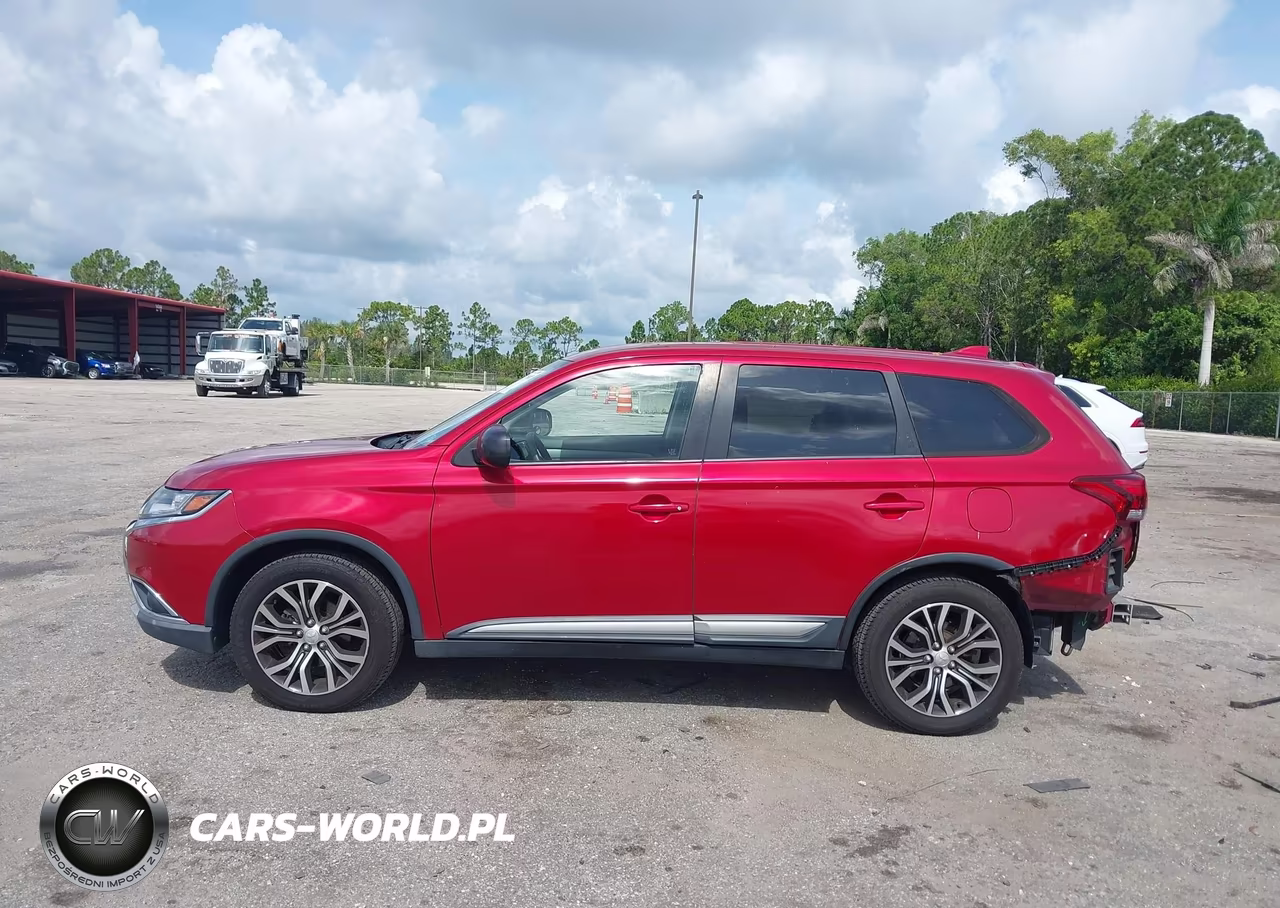 2018 Mitsubishi Outlander Es VIN:JA4AZ3A32JZ066657 - 15