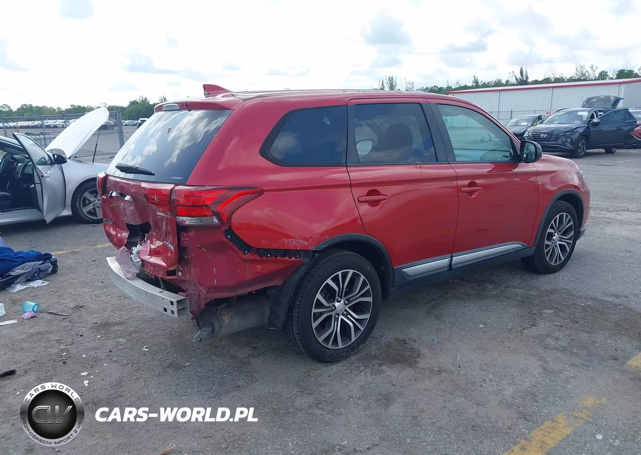2018 Mitsubishi Outlander Es VIN:JA4AZ3A32JZ066657 - 4
