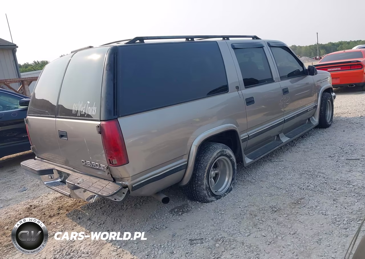 1999 Chevrolet Suburban Lt VIN:3GNEC16R8XG162920 - 4