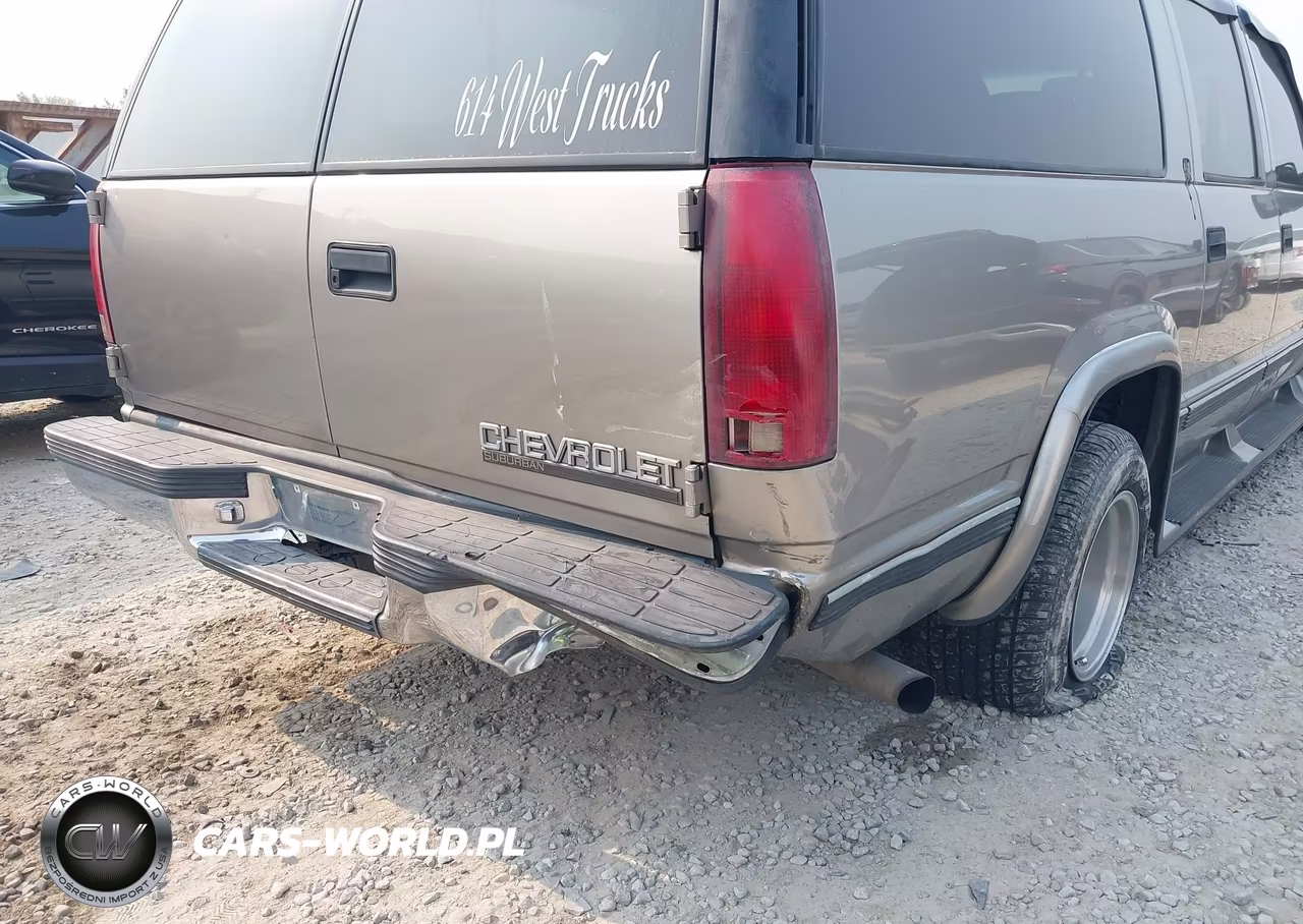1999 Chevrolet Suburban Lt VIN:3GNEC16R8XG162920 - 6
