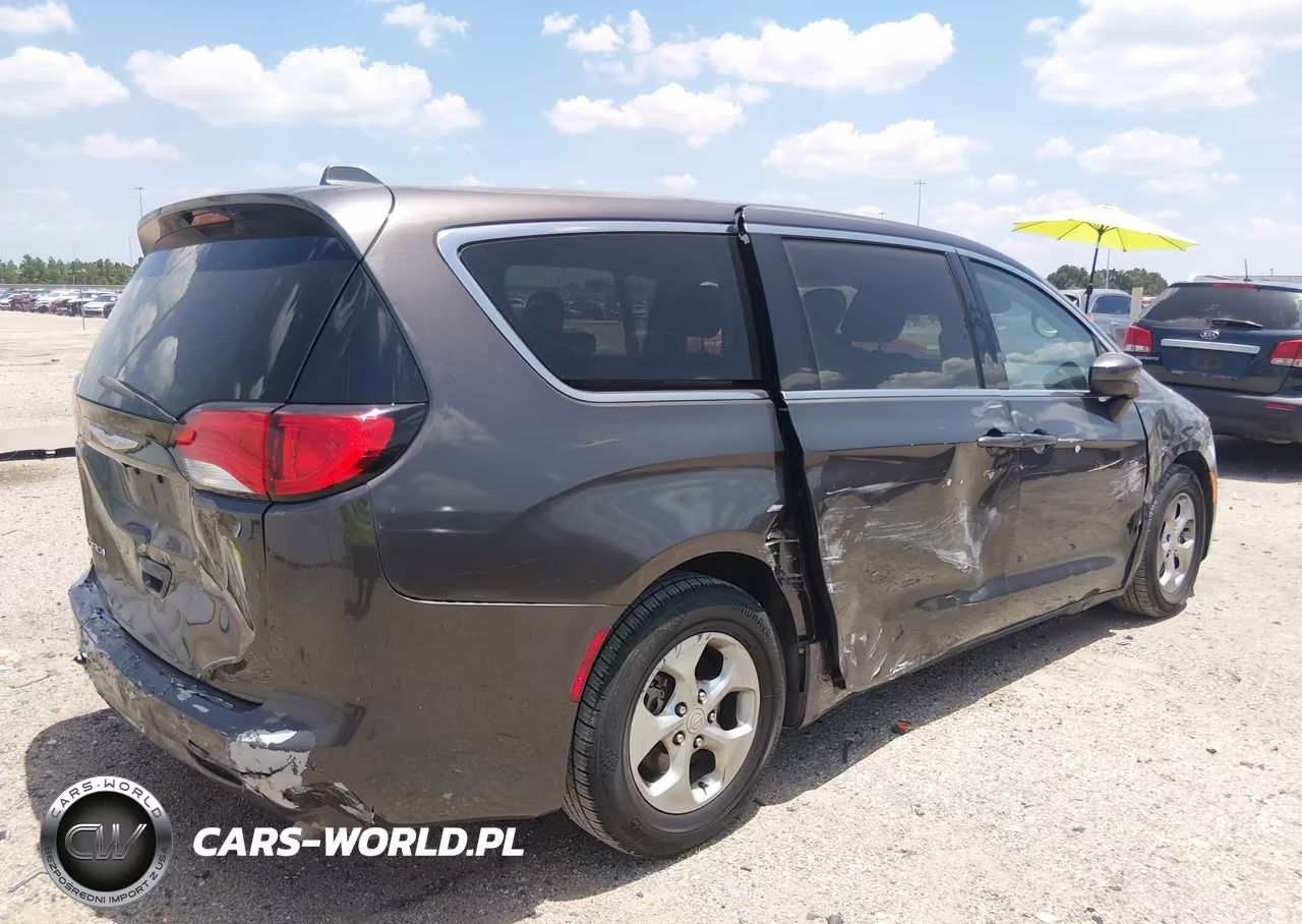 2017 Chrysler Pacifica Lx VIN:2C4RC1CG5HR608627 - 6