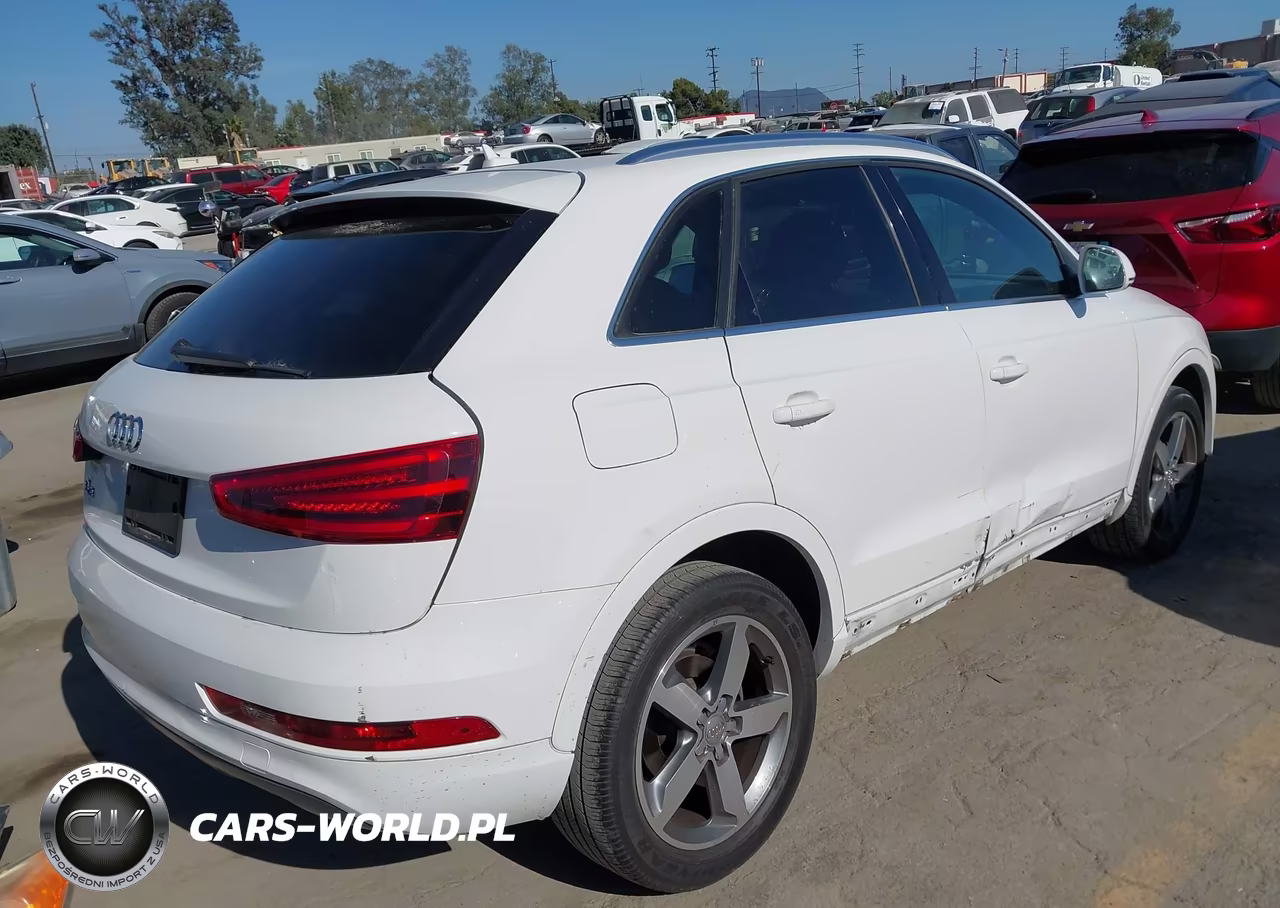 2015 Audi Q3 2.0T Premium Plus VIN:WA1BFCFS0FR013475 - 4