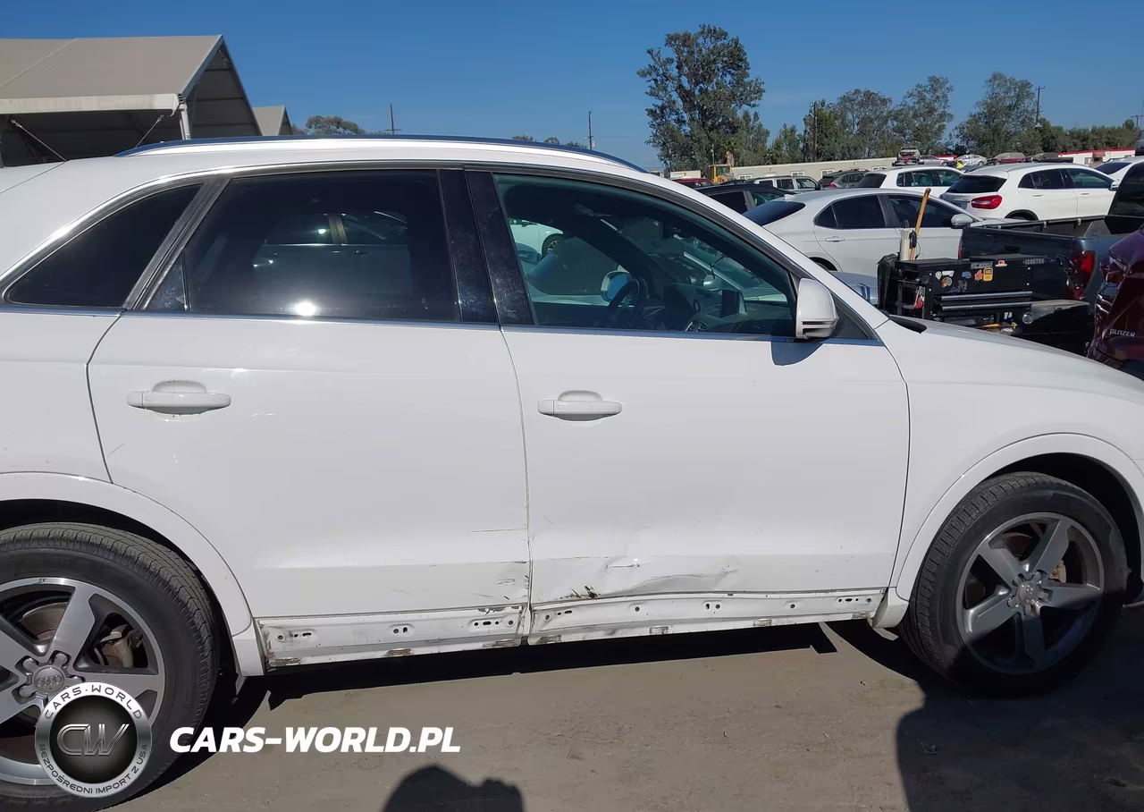 2015 Audi Q3 2.0T Premium Plus VIN:WA1BFCFS0FR013475 - 6